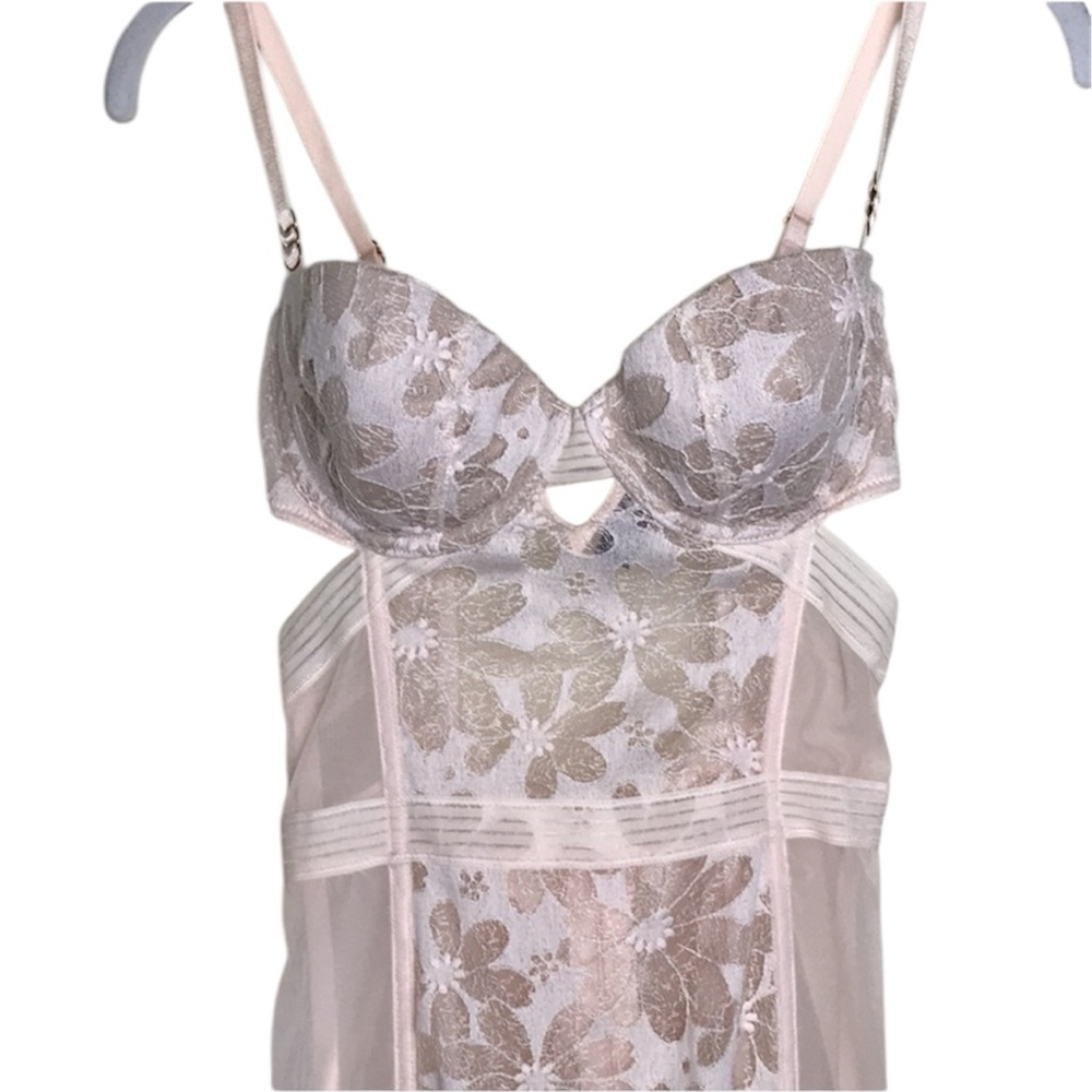 Victoria’s Secret Bustier with Garter Belt 34C